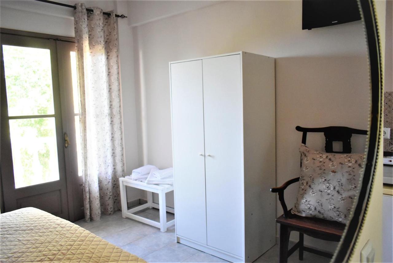Studios Thea Fresh Rooms Thassos Bagian luar foto